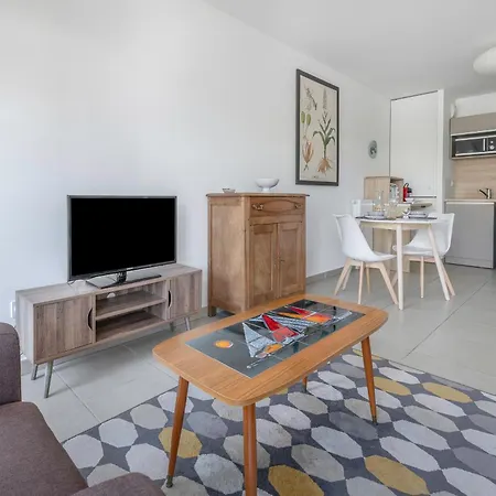 Apartment Proche Et Bourg *